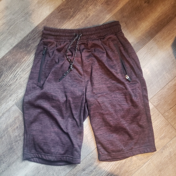 Bundle of boys unipro size small shorts - Picture 4 of 10